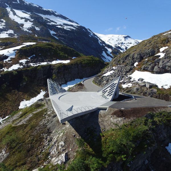 Mountainside platform by Code Arkitektur creates three vertiginous viewpoints