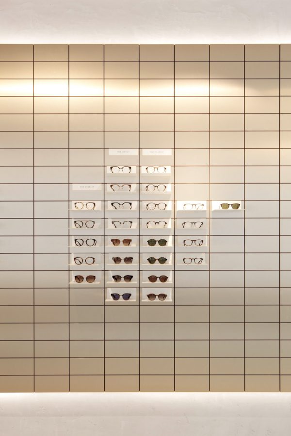 Viu eyewear creates gallery-like space for its Vienna flagship store