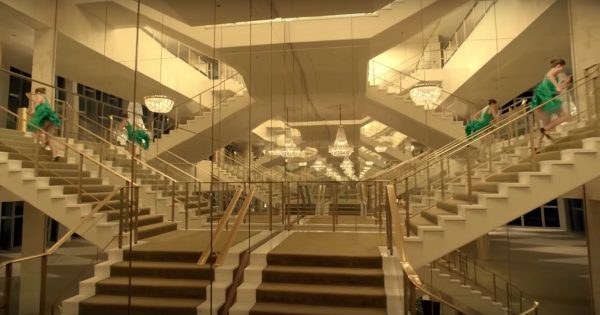 Dorothy Chandler Pavilion by Welton Becket in Spike Jonze's Kenzo perfume advert