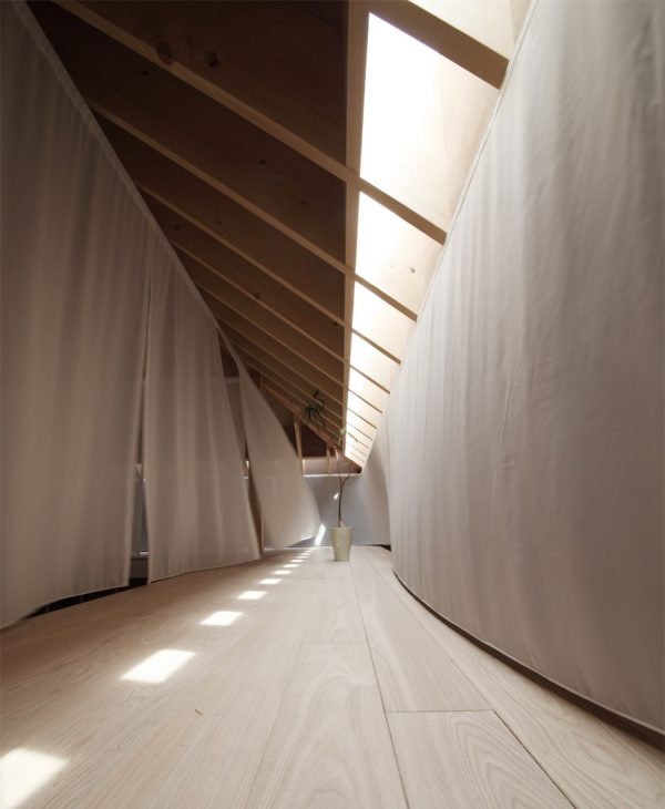 Wengawa House by Katsutoshi Sasaki