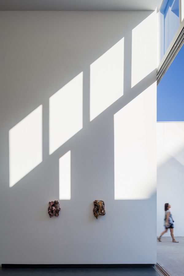 Anexo Galeria Millan by Kipnis Arquitetos Associados