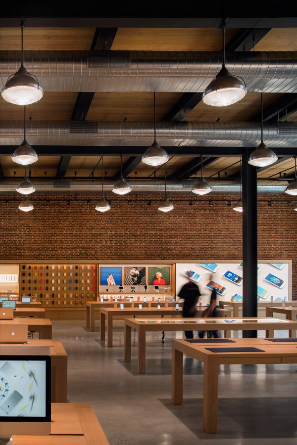 Apple store, Williamsburg by Bohlin Cywinski Jackson