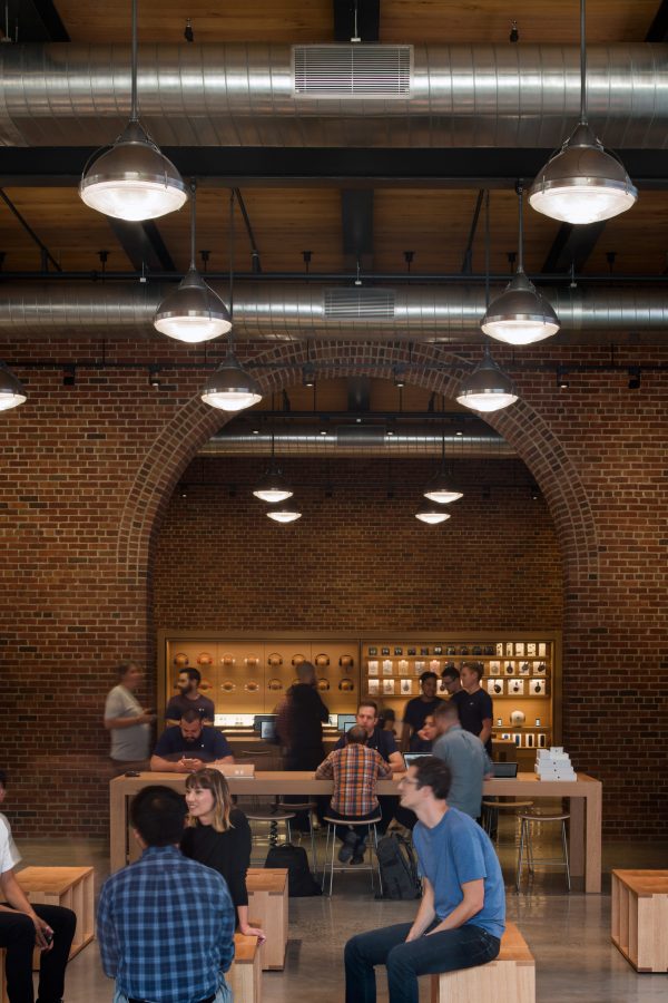 Apple store, Williamsburg by Bohlin Cywinski Jackson