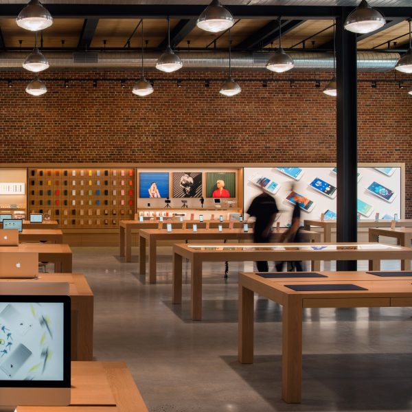Apple store, Williamsburg by Bohlin Cywinski Jackson