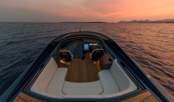 Aston Martin powerboat