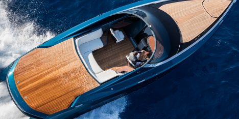 Aston Martin powerboat