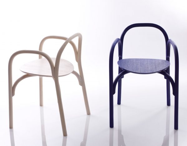 Samuel Wilkinson creates minimal chair using steam-bent wood chair