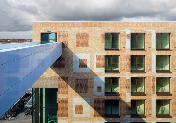 Breda public transport terminal by Koen van Velsen Architects