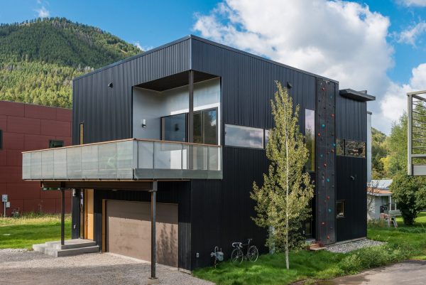 Cache Creek Residence by Carney Logan Burke
