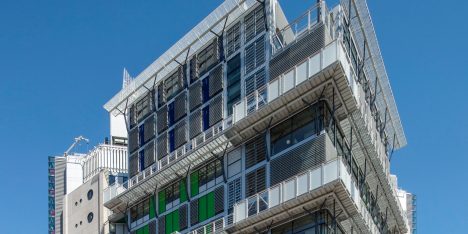 Rogers Stirk Harbour's £160 million cancer treatment centre opens at London hospital