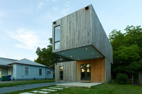 Cantilever House by Fay Jones School of Architecture and Design