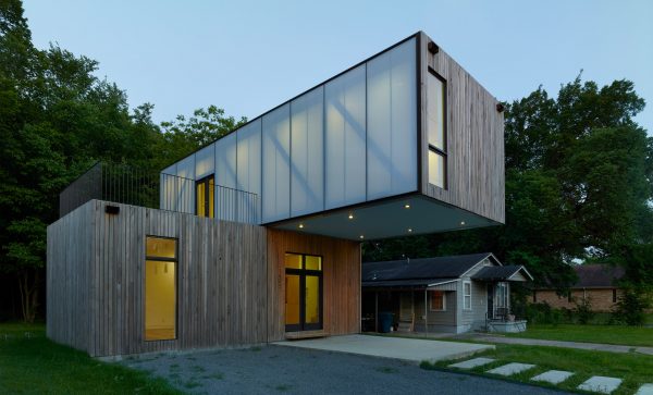 Cantilever House by Fay Jones School of Architecture and Design
