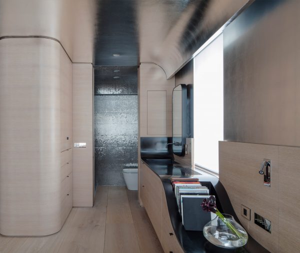 Ghiora Aharoni uses art deco references for Chelsea pied-à-terre interior