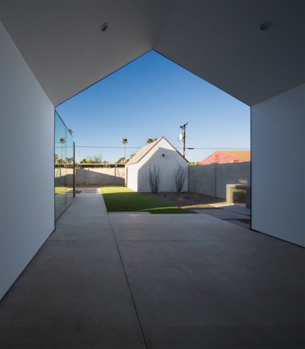 Chen + Suchart creates a gabled addition clad in metal for an historic Arizona home
