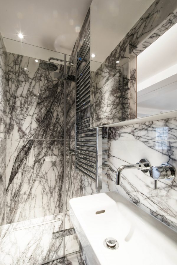 Mayfair apartment by Manuel Irsara