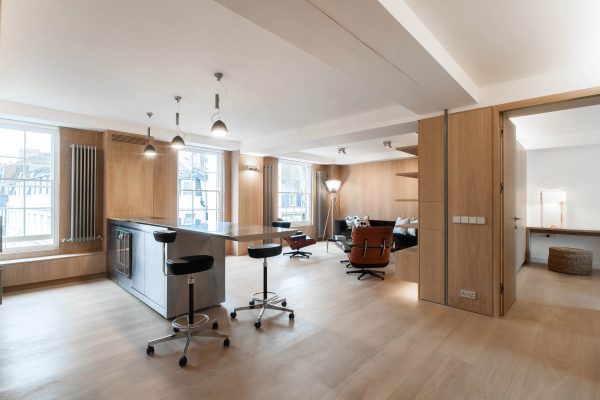 Mayfair apartment by Manuel Irsara
