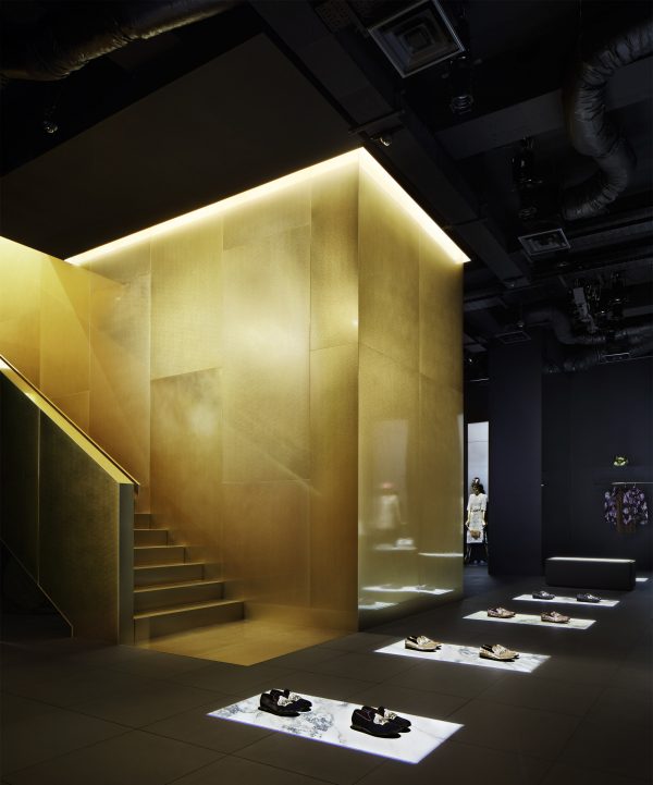Dolce&Gabbana, Tokyo Aoyama new boutique by Gwenael Nicolas