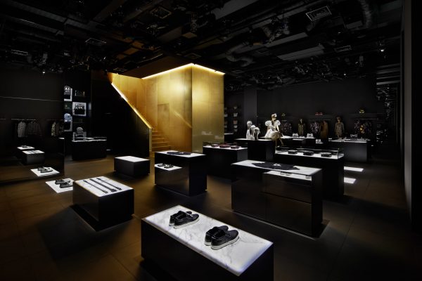 Dolce&Gabbana, Tokyo Aoyama new boutique by Gwenael Nicolas