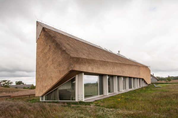 The Dune House by Archispektras