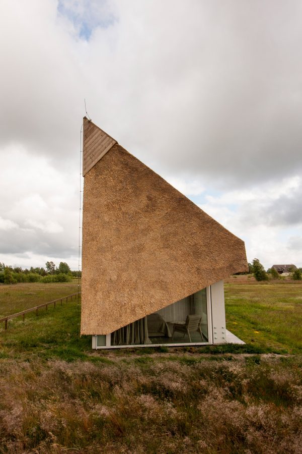 The Dune House by Archispektras