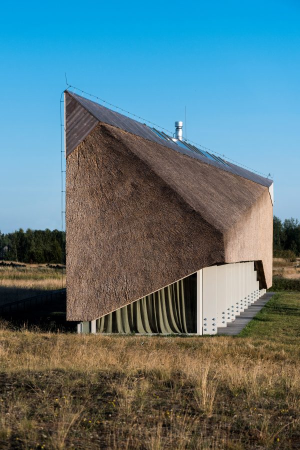 The Dune House by Archispektras