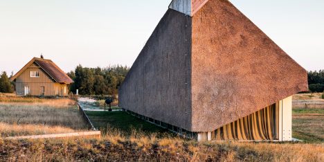 The Dune House by Archispektras