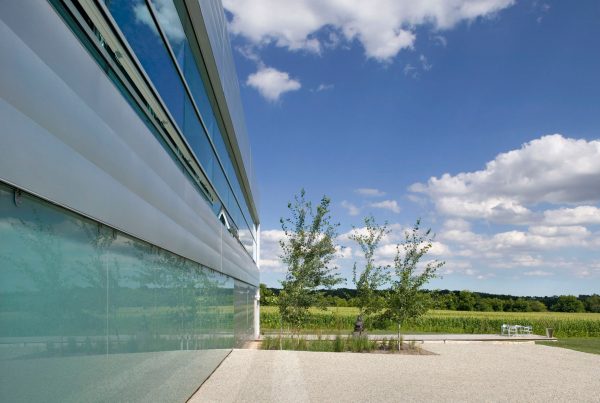 Field House by Wendell Burnette Architects
