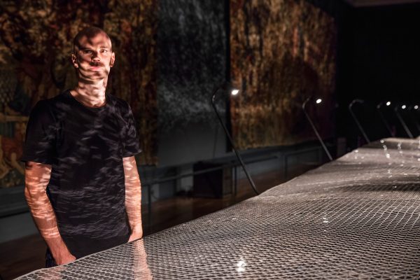 Benjamin Hubert fills V&A's medieval tapestry room with rippling light installation