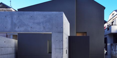 Tokyo house designed by Satoru Hirota Architects to offer residents maximum privacy