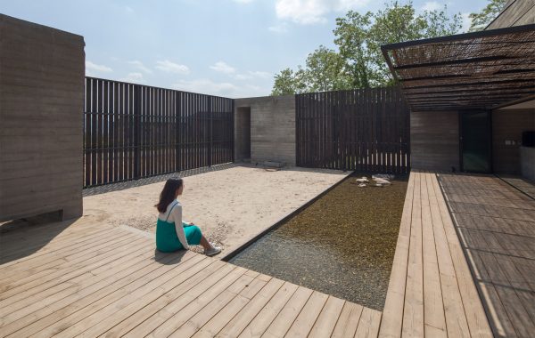 Korean Dandelion Farm by Archihood WXY