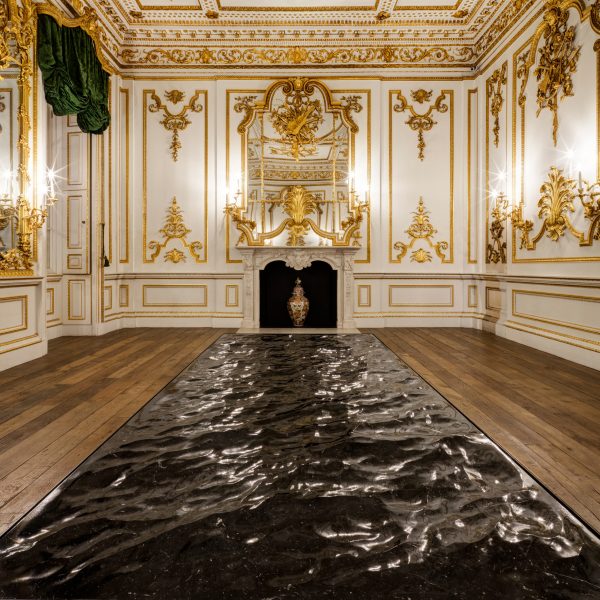 Mathieu Lehanneur sculpts a seascape from blocks of black marble