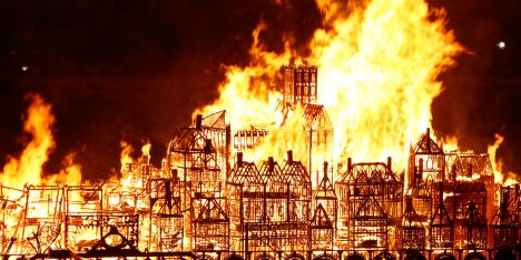 Huge wooden model torched on 350th anniversary of Great Fire of London