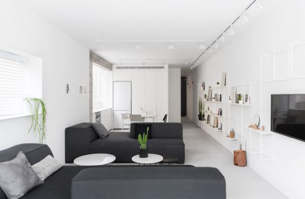 Minimalist Tel Aviv apartment by Yael Perry