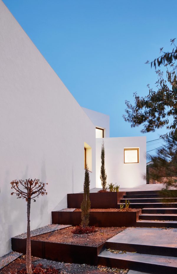 MM House by OHLAB