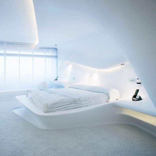 “Sleeping in a dumpster more comfortable” than Zaha Hadid-designed hotel room says Moby