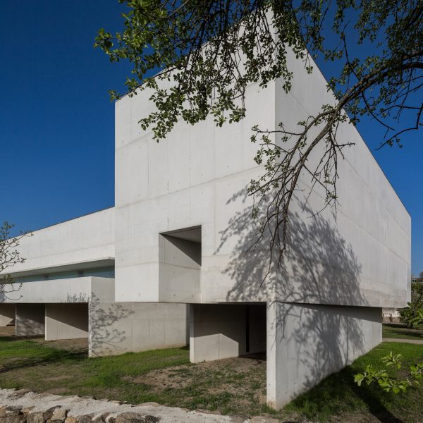 Nadir Afonso Foundation by Álvaro Siza Vieira, photographed by Fernando Guerra