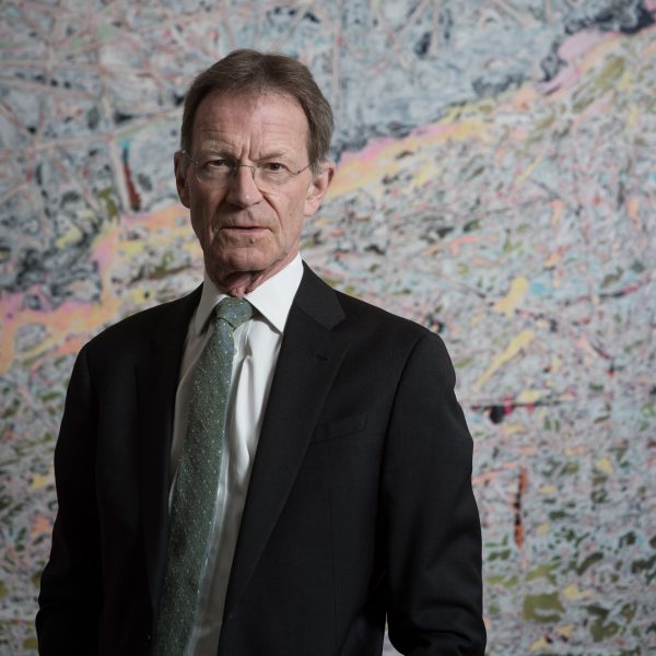Nicholas Serota steps down as director of the Tate Modern