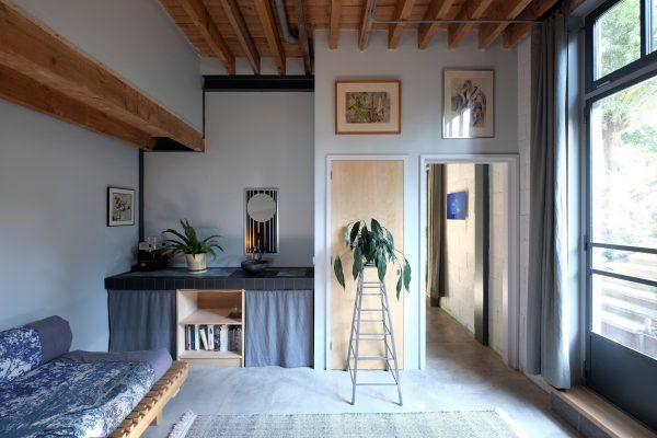 Transformation of former potato barn by Houben & Van Mierlo