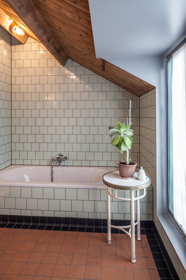 Transformation of former potato barn by Houben & Van Mierlo