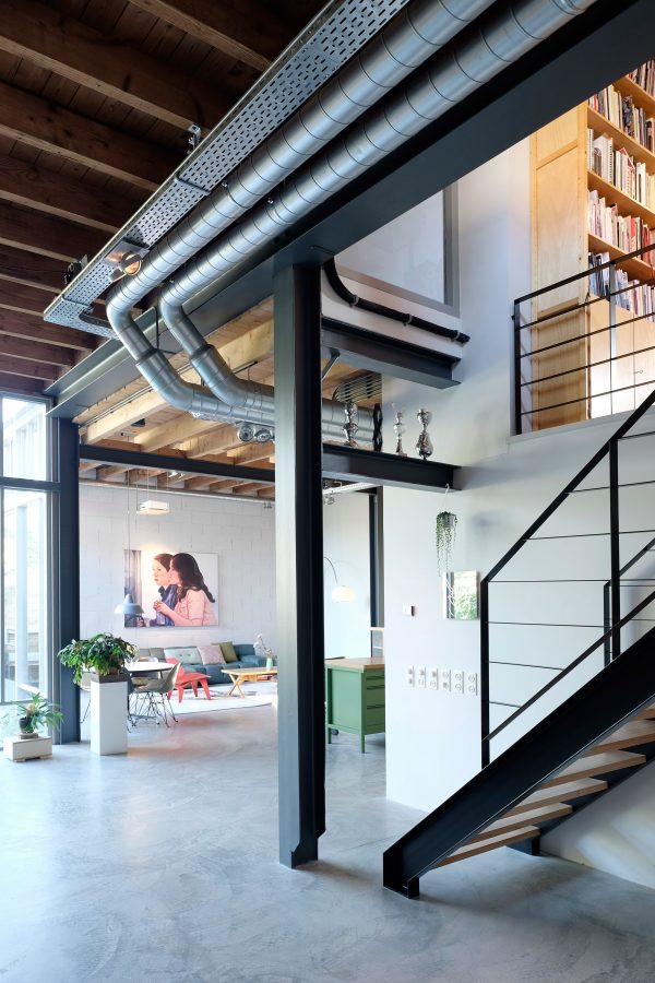 Transformation of former potato barn by Houben & Van Mierlo