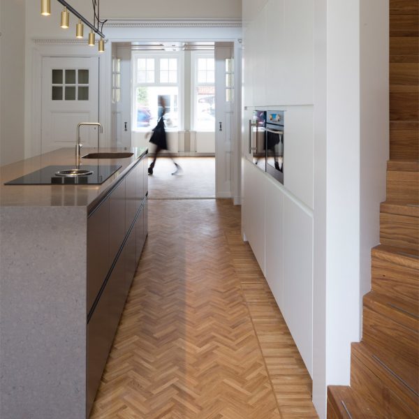 10 of the most popular apartments with herringbone on Dezeen