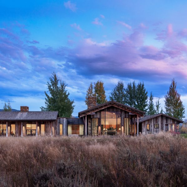 Safir Residence by WardBlake