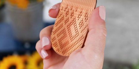 NewDealDesign's Scrip device brings tactility to digital payments