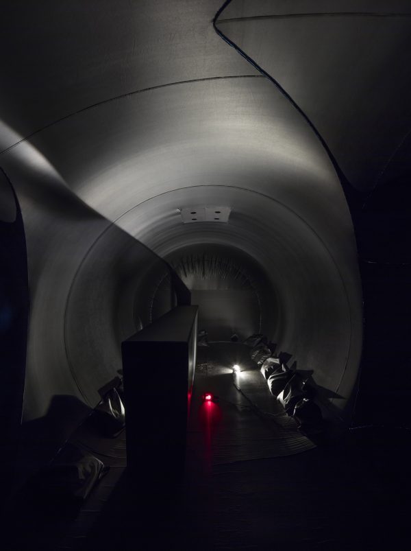 shelter-architecture-black-inflatable-installation-pvc-bureau-a_dezeen_2364_col_10