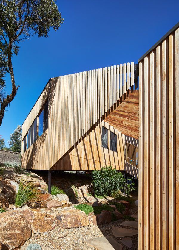 Split House by BKK Architects