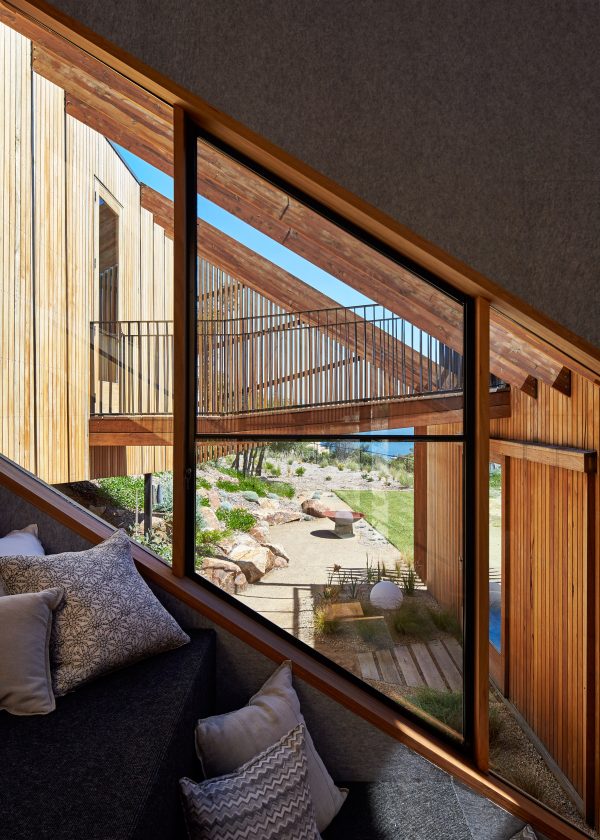 Split House by BKK Architects
