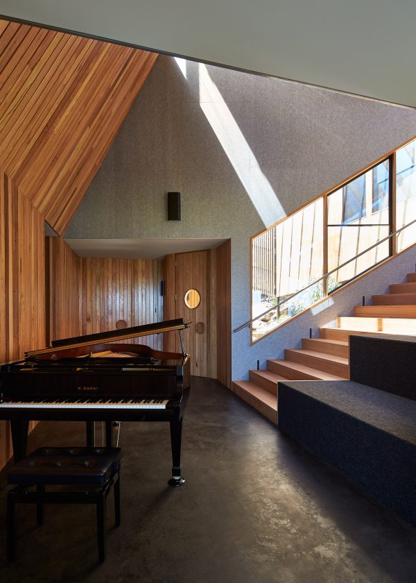 Split House by BKK Architects