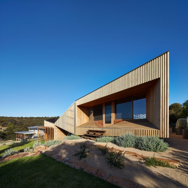 Split House by BKK Architects
