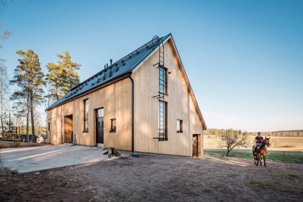 Stable Kekkapää by Pook Architects