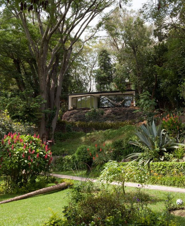 Tepoztlán Bungalow by Cadaval Sola-Morales